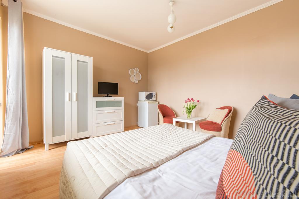 Dom Goscinny Marta - Pokoje, Apartamenty, Domki Krynica Morska Ngoại thất bức ảnh